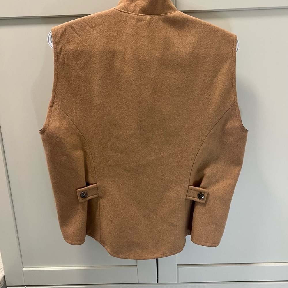 POWDER RIVER OUTFITTERS Wool (80%) Tan Riding Vest w/ Adjustable Back Size Med - Picture 5 of 8
